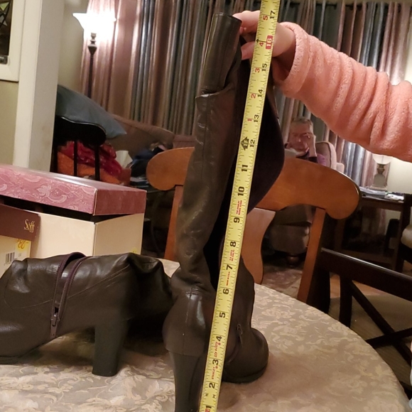 Platform boots, 3 inch heels 17 inch high, wide - Picture 2 of 4